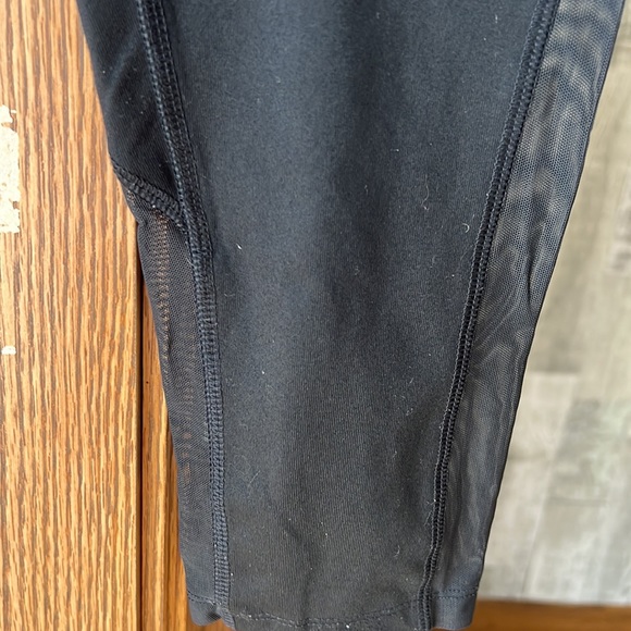 Victoria Secret pink leggings - Picture 2 of 6